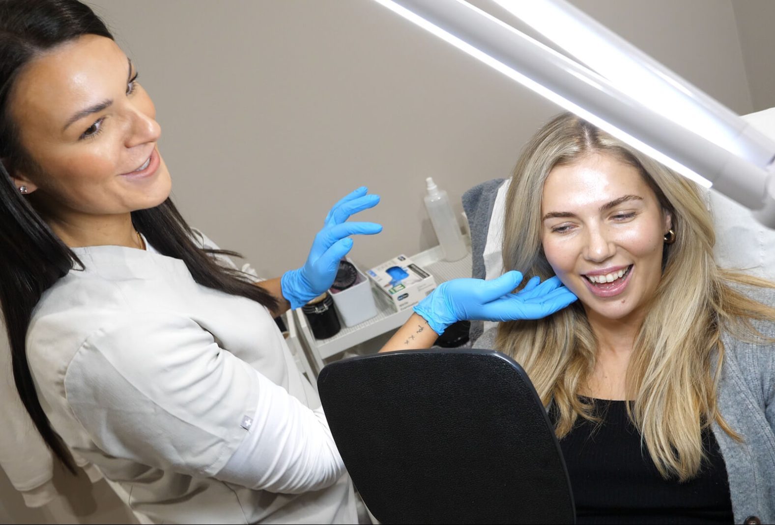 Clinician and customer at Cheshire Treatment Lounge